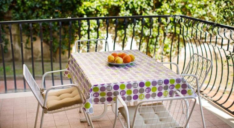 Rental apartment with yard, patio & pool — photo 4