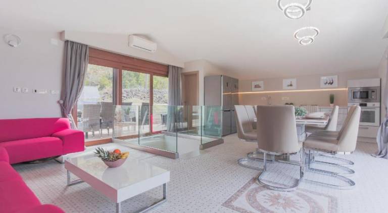 Villa with pool — photo 2