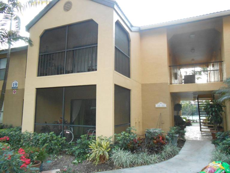Condo  North Naples