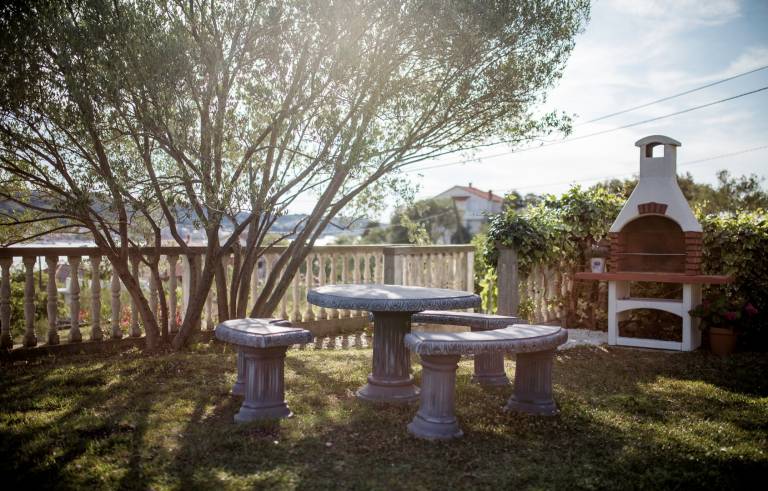 Rental apartment with patio, barbecue & garden | Sea view | Pets are welcome — photo 2