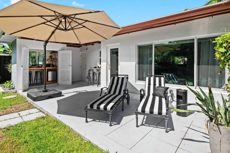 House  Wilton Manors