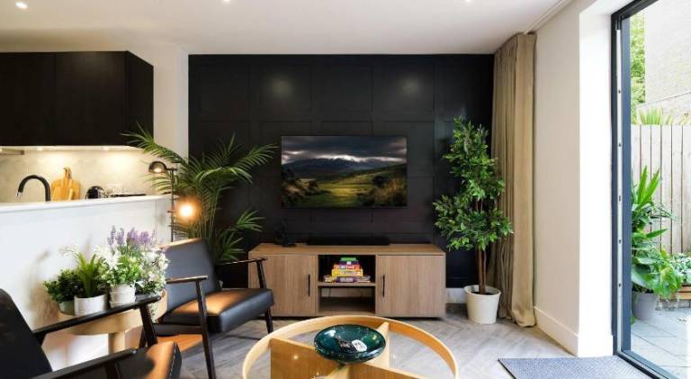 Wonderful house | Close to Manchester Cathedral | Dogs allowed — photo 2