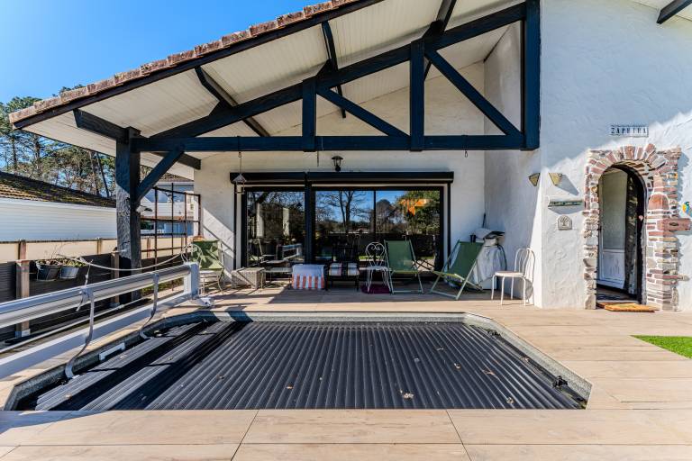 Fully equipped villa with BBQ, fast internet & private pool | Garden view | Good for workation | Pet-friendly — photo 2