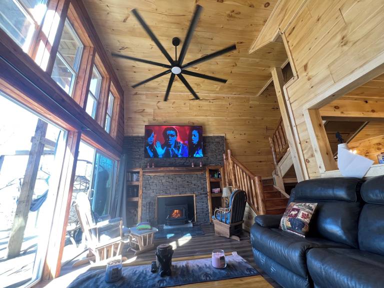 Cabin  Lancaster