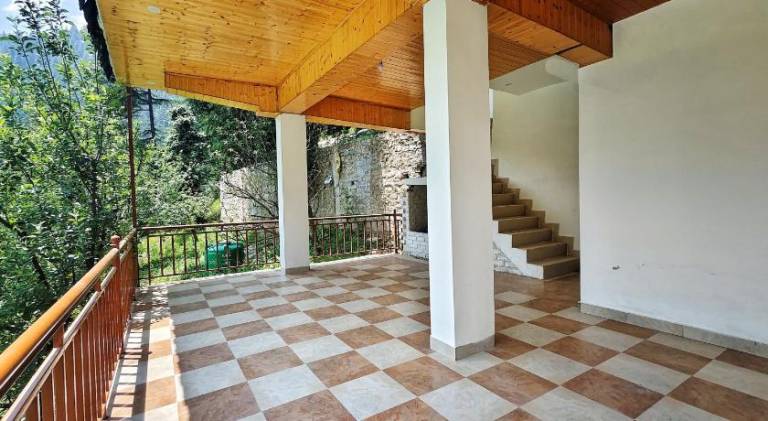 Pleasant house with terrace & yard | Pets allowed — photo 5