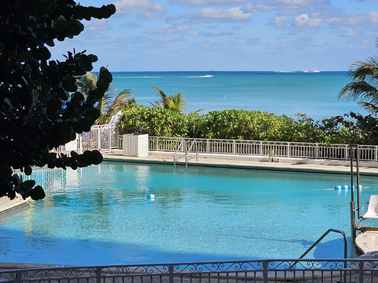 Condo Lauderdale Beach