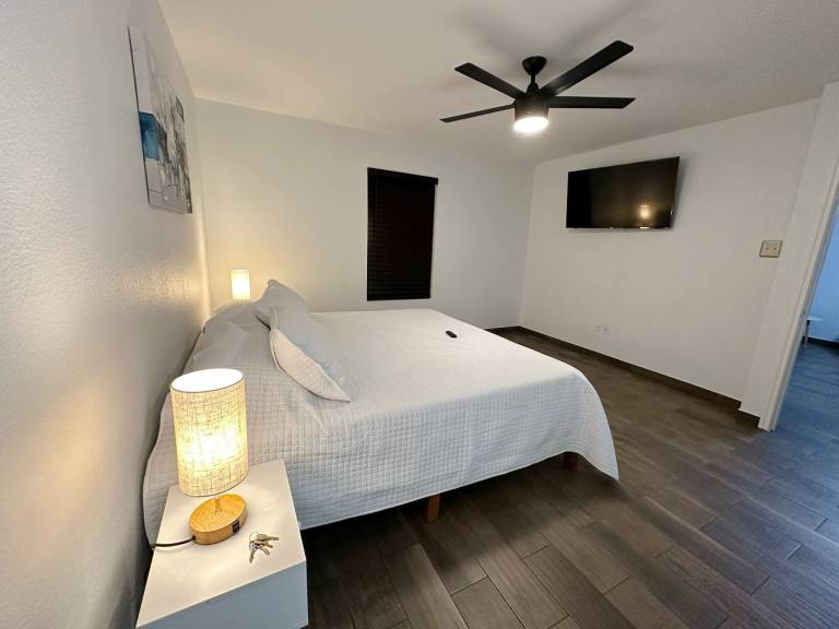 House Laredo