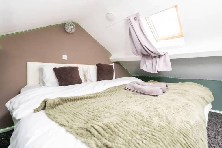Family-oriented vacation home with fast internet & garden | Pets allowed — photo 3
