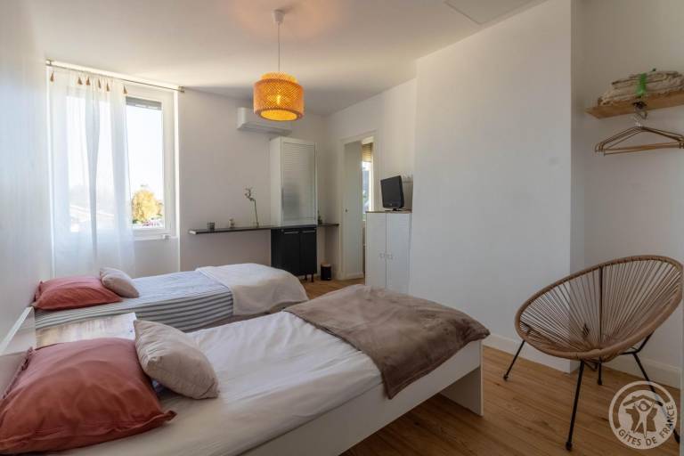 Spacious gite with yard & terrace | Pets allowed — photo 3
