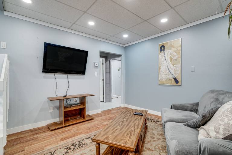 Downtown Casper Gem! Super Walkable Apartment — photo 5
