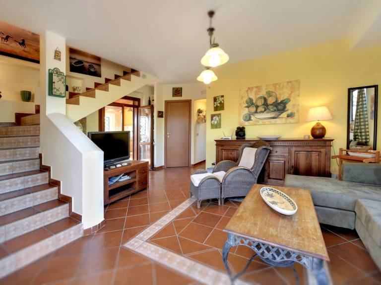 Children-friendly ample house with yard, private pool & barbeque | Beach nearby | Pets allowed — photo 4
