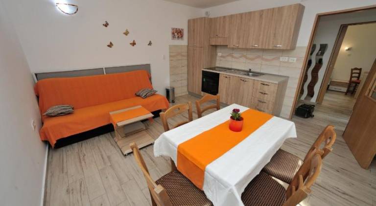 Holiday apartment with 1 room for 4 persons — photo 4