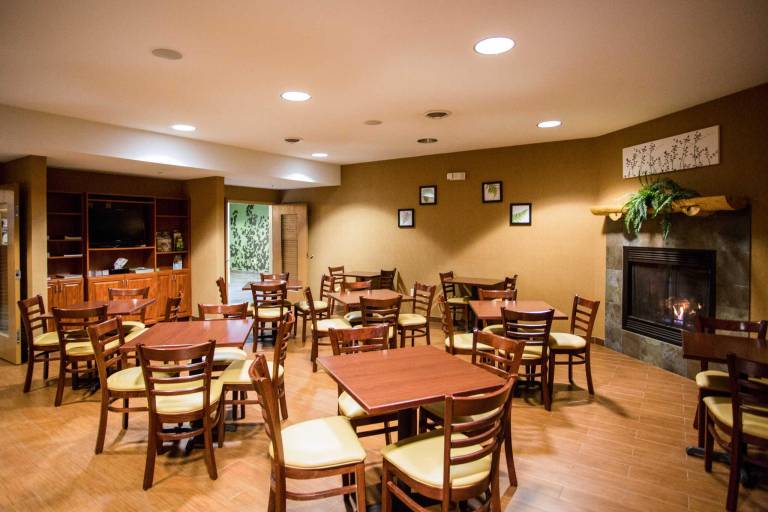 Sleep Inn & Suites Conference Center Eau Claire North — photo 4