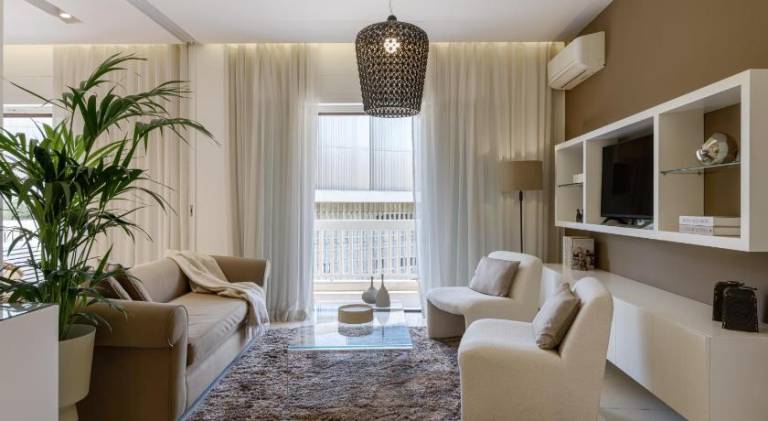 Fully equipped pleasant holiday apartment with patio | Next to Acropolis of Athens | Pets are welcome — photo 2