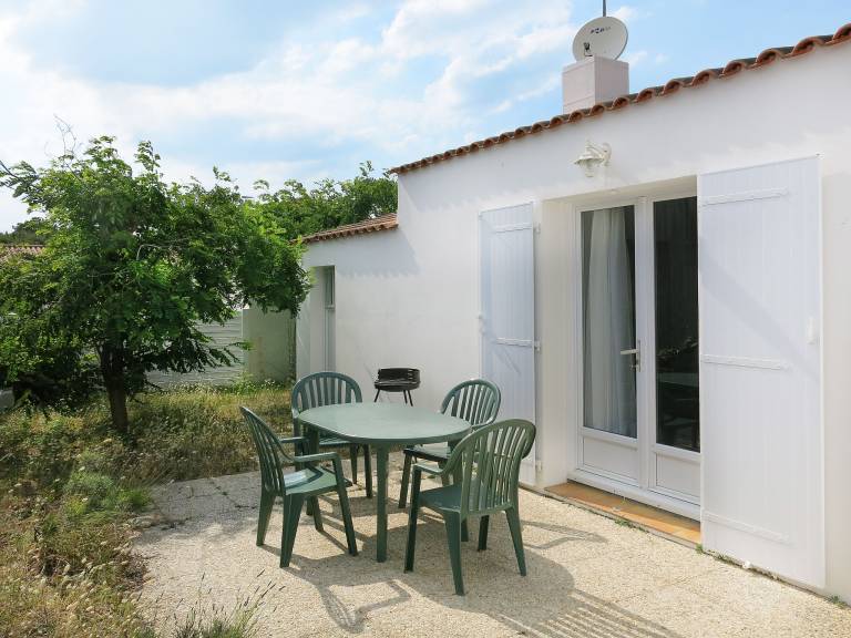 Charming vacation home with garden, terrace & BBQ | Close to the beach | Pets are welcome — photo 2