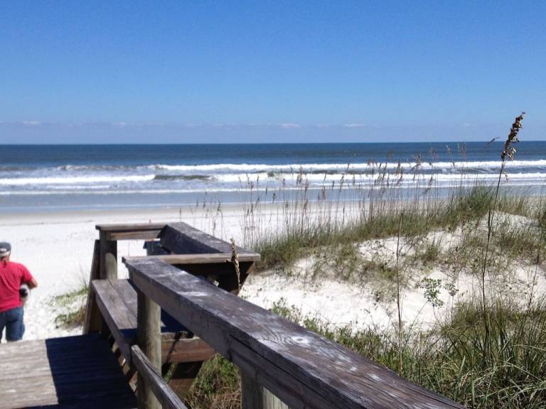 Condo  Crescent Beach