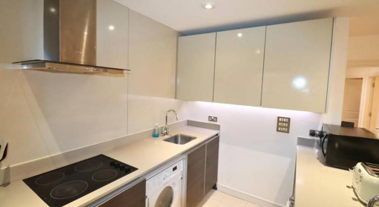 Holiday apartment with 2 rooms for 4 persons — photo 4