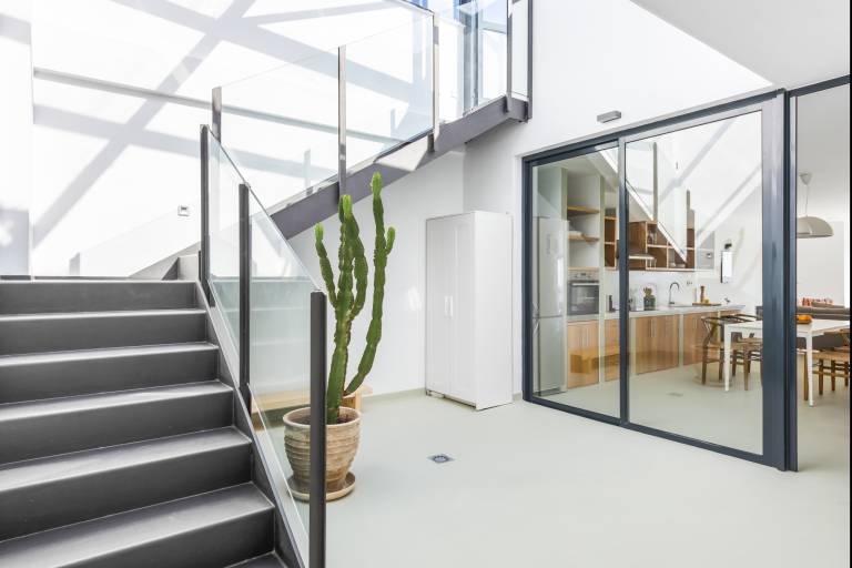 Apartment with patio | Mountain view — photo 5