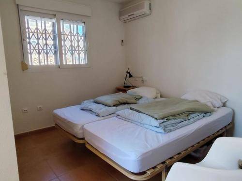 Located in the center of the village of Carvalhal ! — photo 4