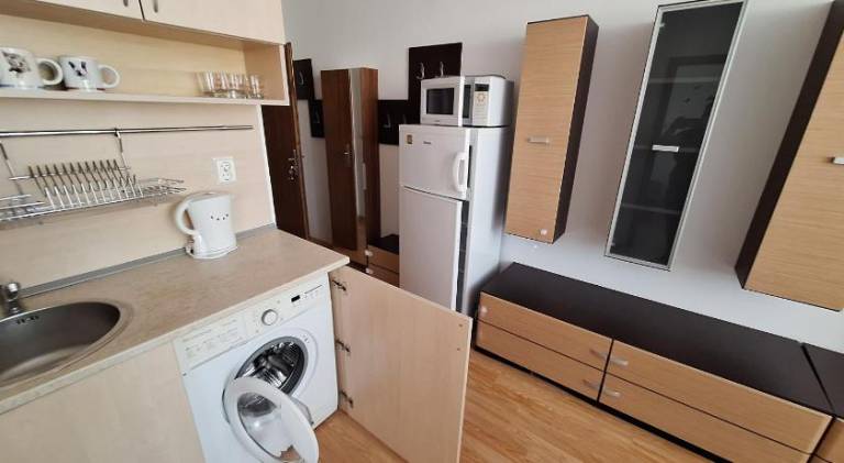Apartment with private pool & patio | Pets allowed — photo 4