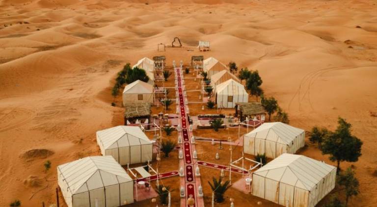 Golden Camel Desert Camp - Merzouga Luxury Camp in Merzouga