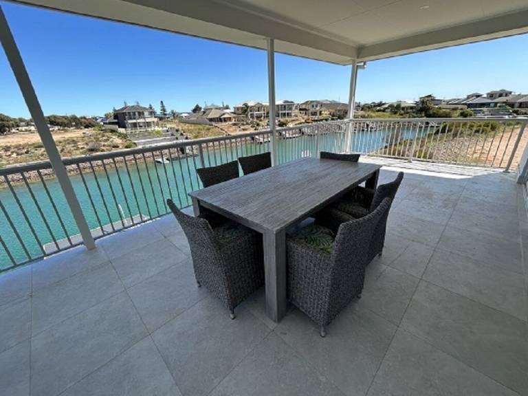 House  Wallaroo