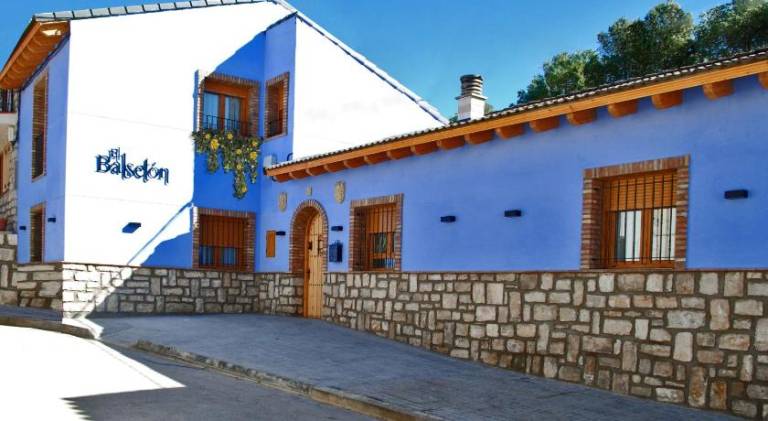 Nice vacation home with sauna & hot tub | Pets are welcome in Huesca