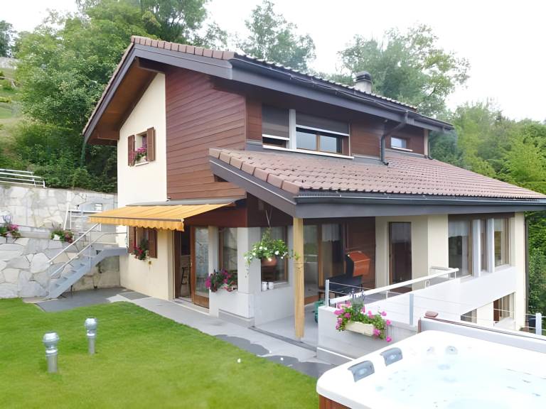 Bnb Valais - by La Sittelle — photo 3