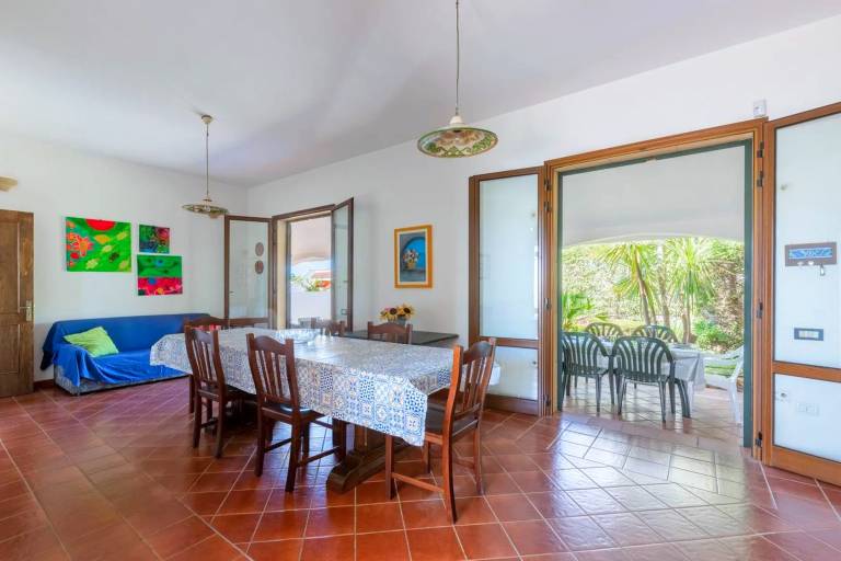 Family-oriented pleasant villa with barbecue & garden | Next to the beach | Pets allowed — photo 5