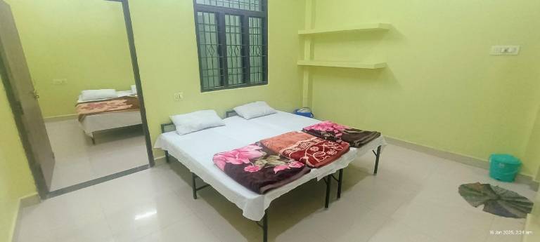 Bed and breakfast  Yamunotri Nagar
