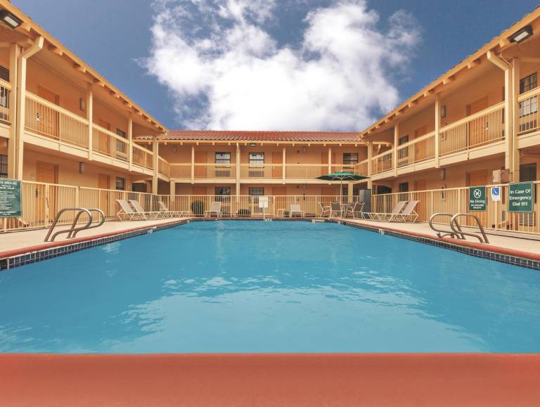 La Quinta Inn by Wyndham Midland — photo 2