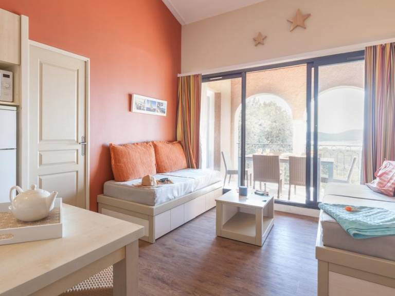 Holiday apartment with pool | Pets are welcome — photo 4