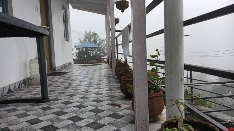 House Kodaikanal Lake