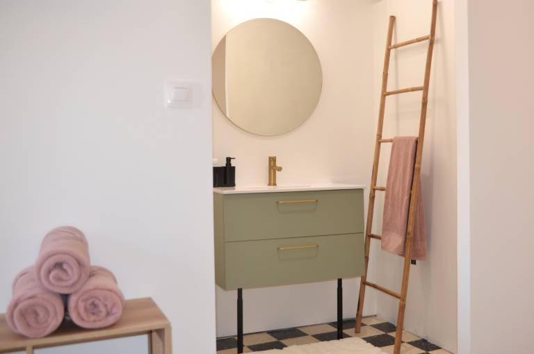 Family-oriented pleasant house with fast internet | City view | Dogs allowed — photo 5