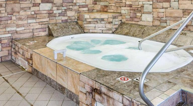 Quality Inn & Suites Mankato East — photo 2