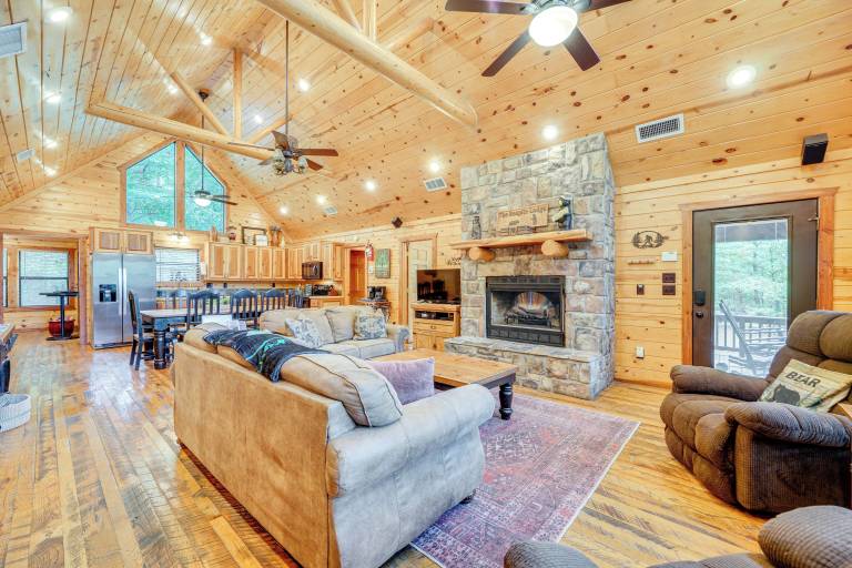 Cabin Broken Bow