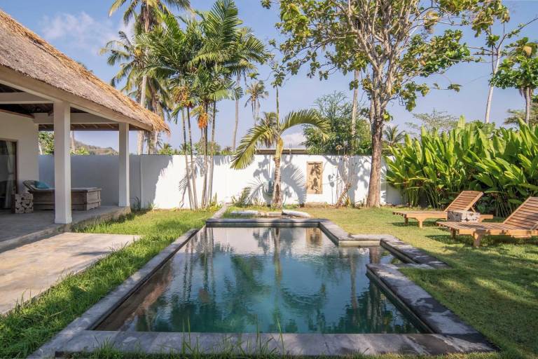 Villa  Selong Belanak