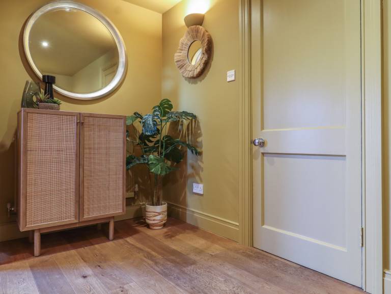 Family-oriented pleasant cottage with garden, terrace & jacuzzi | Pet-friendly — photo 3