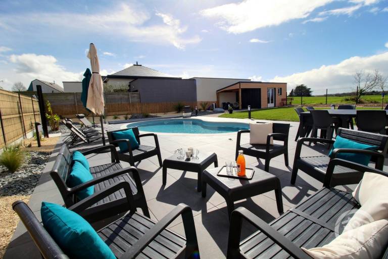 Gite with garden, private pool & barbeque — photo 2