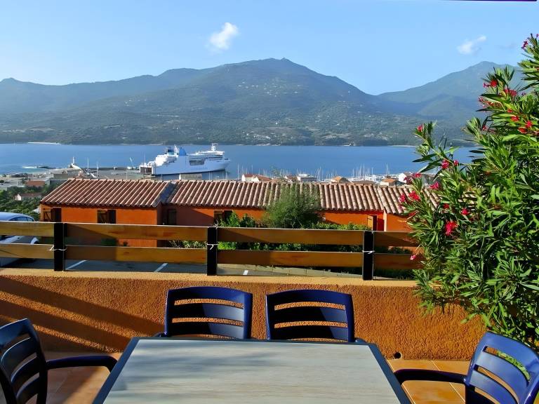 Pleasant vacation home with yard & patio | Pets are welcome in Propriano