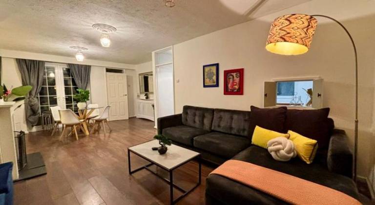 House with 1 room for 9 persons in Brighton