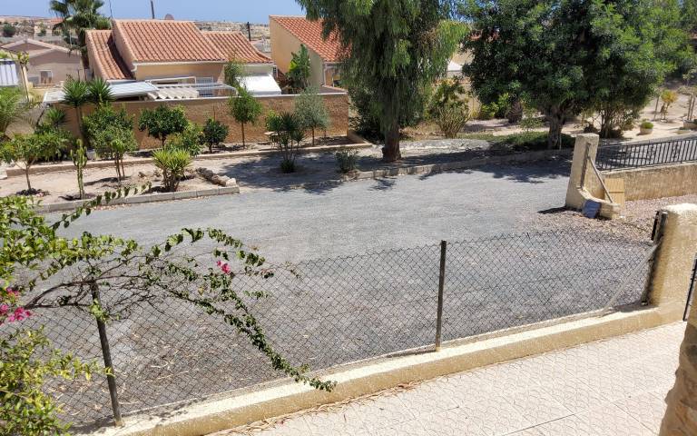 Villa with terrace, garden & BBQ | Garden view — photo 4