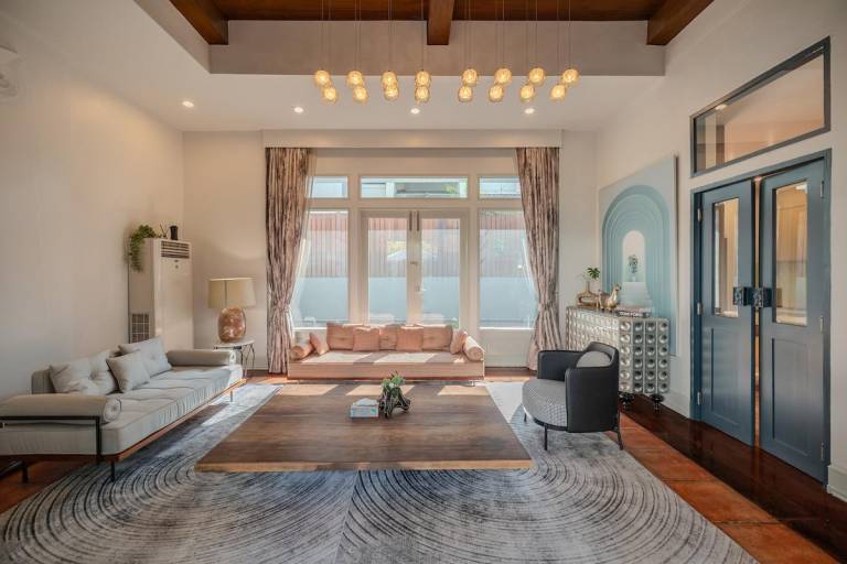 Lovely vacation home with patio | Pet-friendly — photo 2