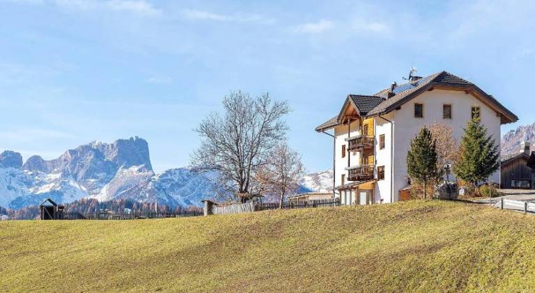 Farm with grill & yard in San Martino in Badia