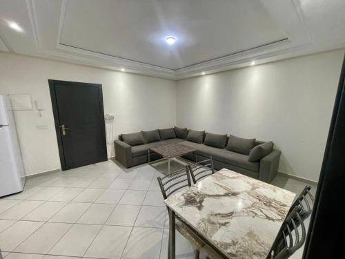 80 m&sup2; Apartment mit Hotelservice