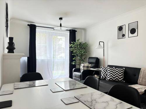 Apartment Crawley