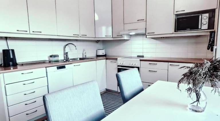 Rental apartment with 2 rooms for 5 persons — photo 3