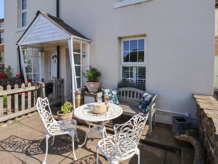 Cottage with garden | Beach view — photo 3