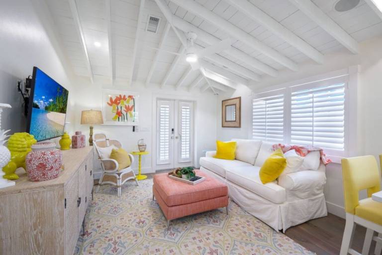 Child-friendly pleasant vacation home with barbecue, private pool & garden | Beach view | Close to the beach | Dogs allowed — photo 4