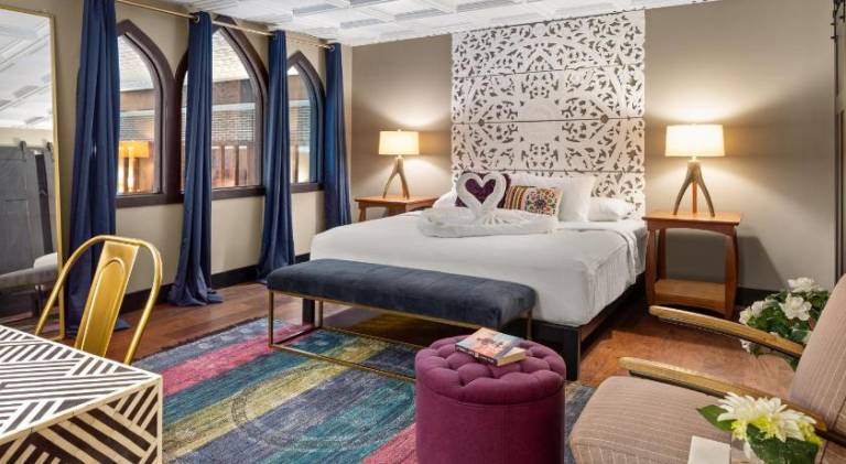The Highlander Hotel Iowa City, an Ascend Collection Hotel — photo 3